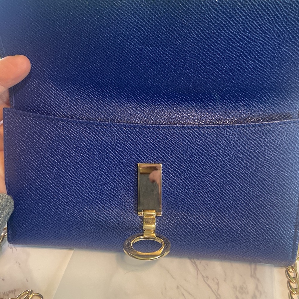 Bvlgarilong Wallet With Chain Insert - image 4